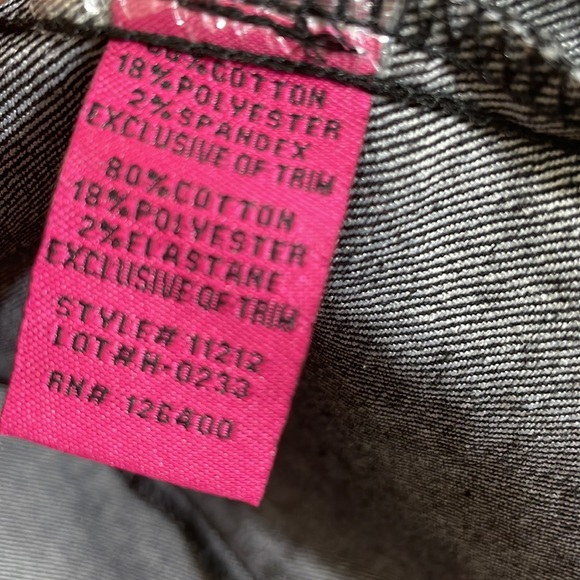 Beautiful Embroidered Black Jeans Blazer Size 10 - Picture 5 of 7